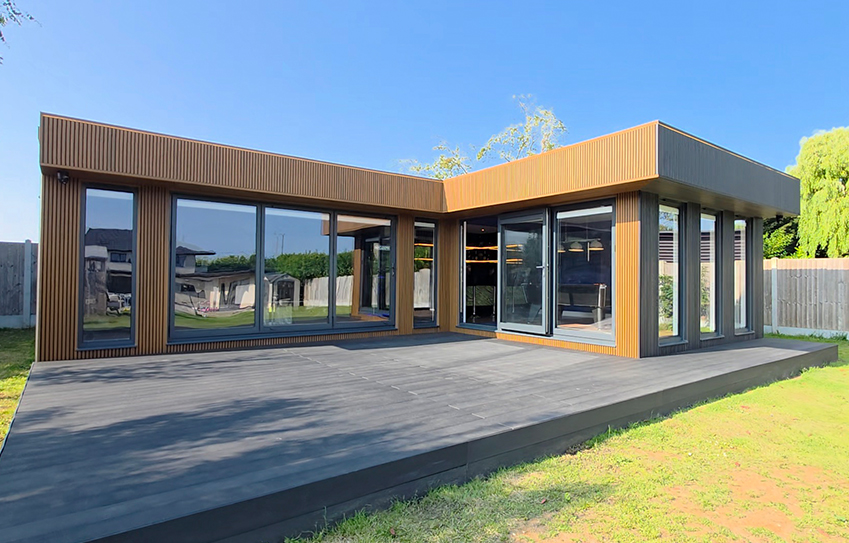 Garden snooker Rooms in essex